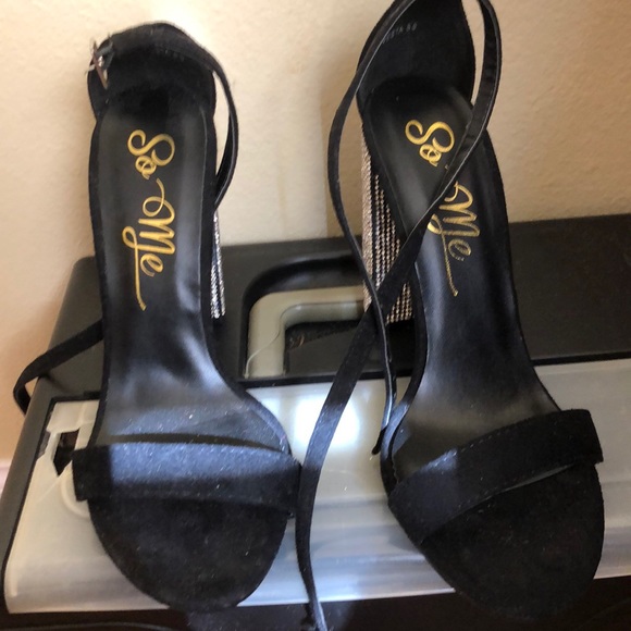 Heels - Picture 2 of 3